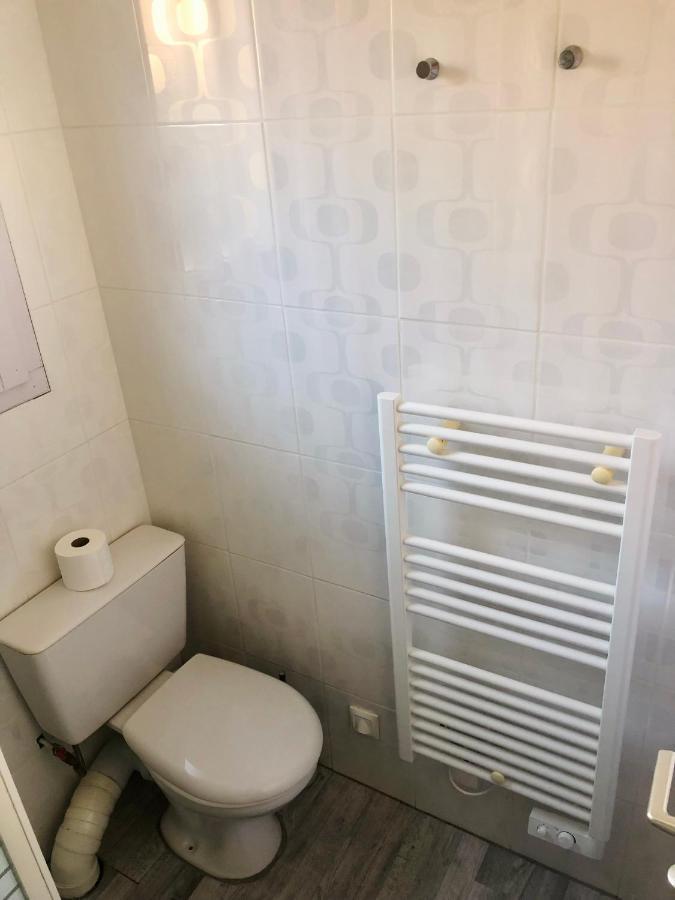 Appartement Duplex Lumineux Idealement Situe Ares Eksteriør billede