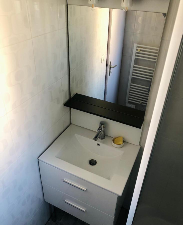 Appartement Duplex Lumineux Idealement Situe Ares Eksteriør billede
